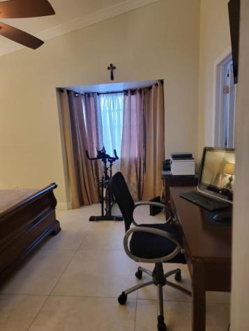 11821 SW 18th Street Miami FL 33175