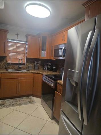 11821 SW 18th Street Miami FL 33175