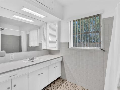 1619 SE 4th Street Fort Lauderdale FL 33301