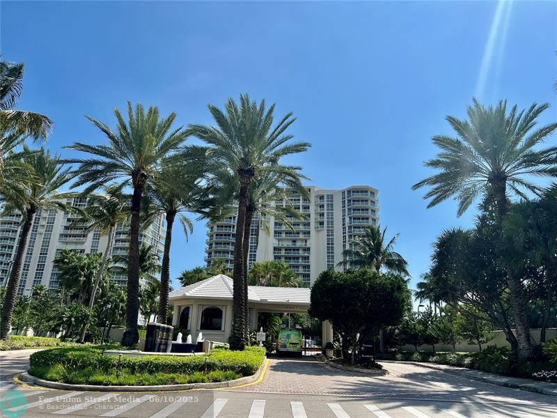 6001 N Ocean Drive Hollywood FL 33019