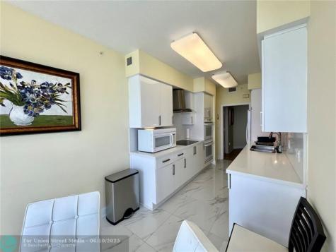 6001 N Ocean Drive Hollywood FL 33019