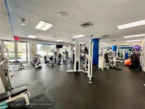 6001 N Ocean Drive Hollywood FL 33019