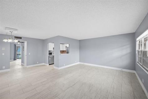 436 Fanshaw K Boca Raton FL 33434