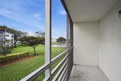 436 Fanshaw K Boca Raton FL 33434
