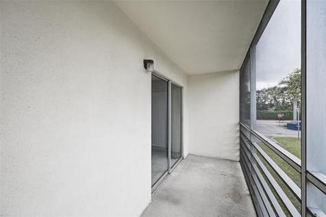 436 Fanshaw K Boca Raton FL 33434