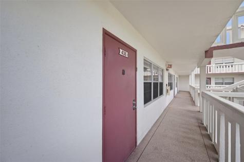 436 Fanshaw K Boca Raton FL 33434