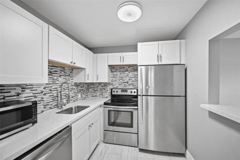 436 Fanshaw K Boca Raton FL 33434