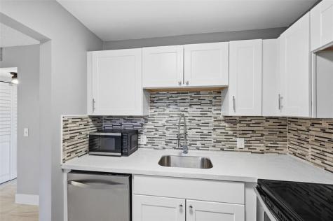436 Fanshaw K Boca Raton FL 33434
