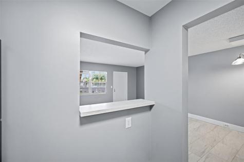 436 Fanshaw K Boca Raton FL 33434