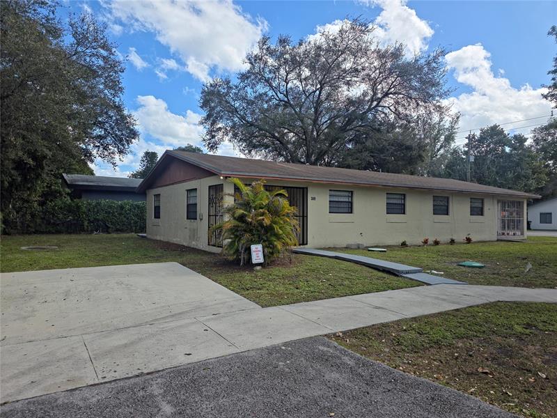 309 NE 169th Street North Miami Beach FL 33162
