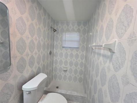 309 NE 169th Street North Miami Beach FL 33162
