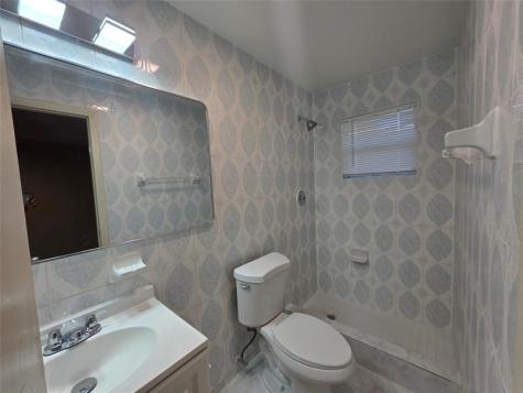 309 NE 169th Street North Miami Beach FL 33162