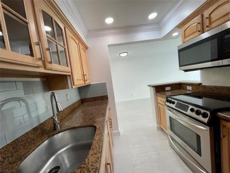 1515 E Broward Boulevard Fort Lauderdale FL 33301
