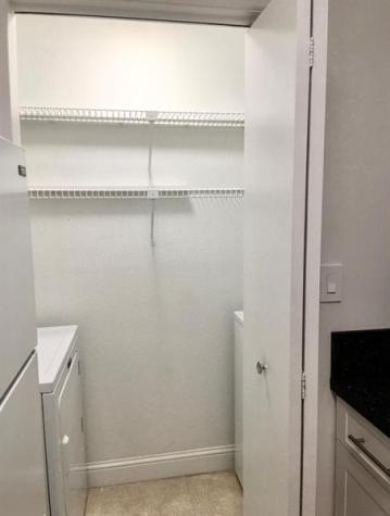 927 Riverside Drive Coral Springs FL 33071