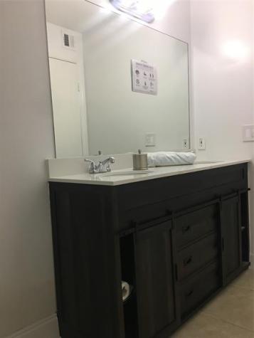 927 Riverside Drive Coral Springs FL 33071