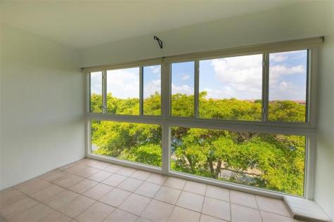 750 SW 138th Avenue Pembroke Pines FL 33027