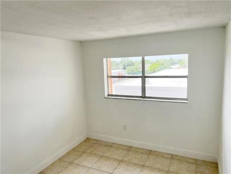 3710 NW 21st Street Lauderdale Lakes FL 33311