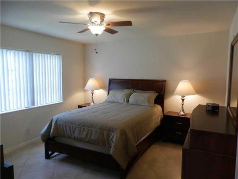124 NE 19th Court Wilton Manors FL 33305