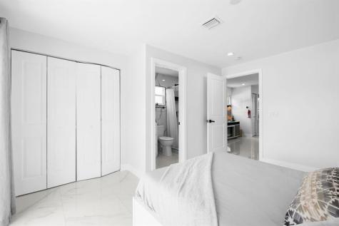 865 NE 23rd Terrace Pompano Beach FL 33062