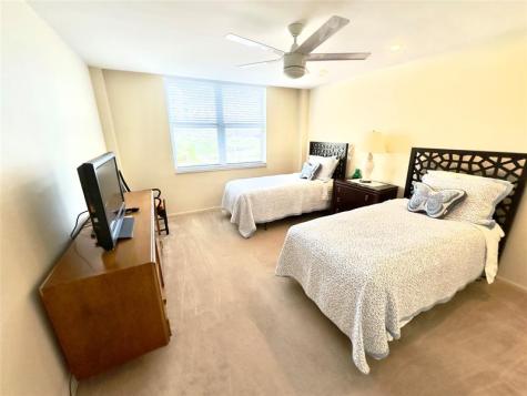 1 Las Olas Circle Fort Lauderdale FL 33316