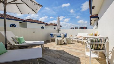 816 NE 7th Street Fort Lauderdale FL 33004