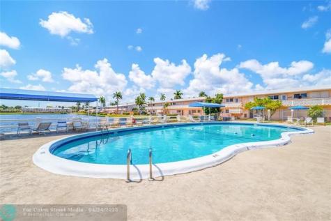 725 SW 11th Avenue Hallandale Beach FL 33009
