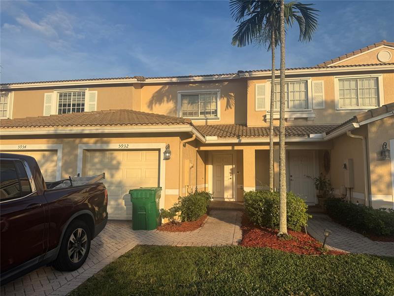 5932 Abbey Road Tamarac FL 33321