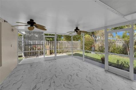 2725 SE 5th Court Pompano Beach FL 33062