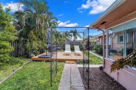2725 SE 5th Court Pompano Beach FL 33062
