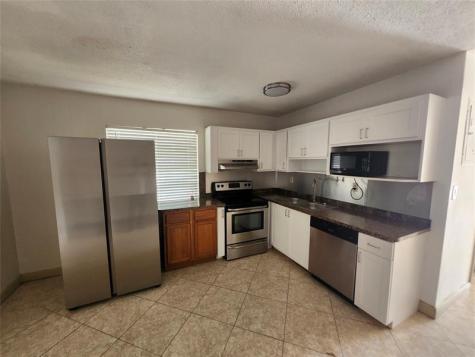 701 NE 36th Street Oakland Park FL 33334