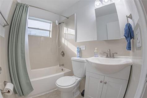 210 NE 40th Street Oakland Park FL 33334