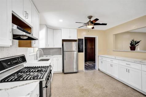 820 SE 4th Avenue Delray Beach FL 33483