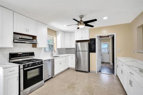 820 SE 4th Avenue Delray Beach FL 33483