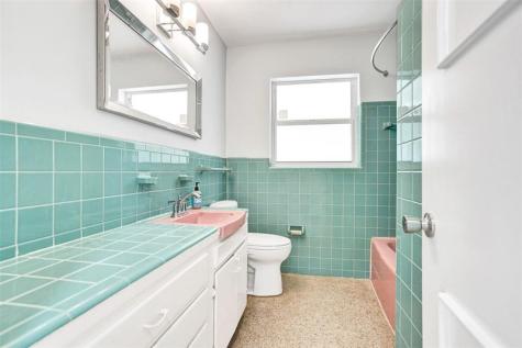 820 SE 4th Avenue Delray Beach FL 33483