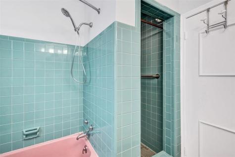 820 SE 4th Avenue Delray Beach FL 33483