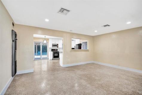 820 SE 4th Avenue Delray Beach FL 33483