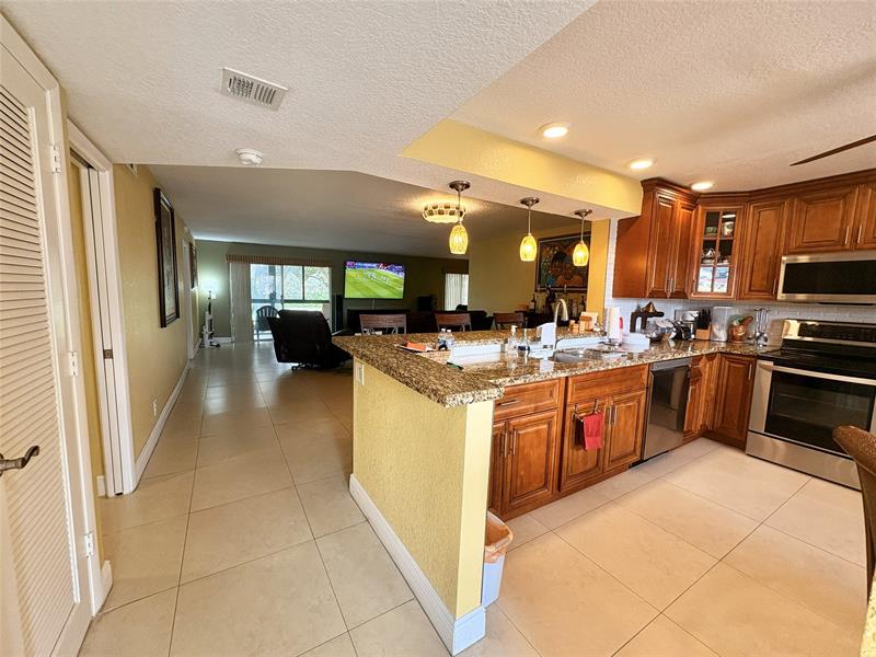 271 S Hollybrook Drive Pembroke Pines FL 33025