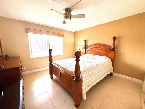 271 S Hollybrook Drive Pembroke Pines FL 33025