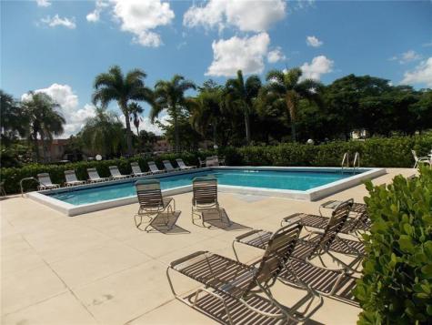 159 Lakeview Drive Weston FL 33326