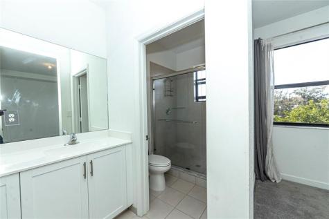 20920 NE 8th Avenue Miami FL 33179