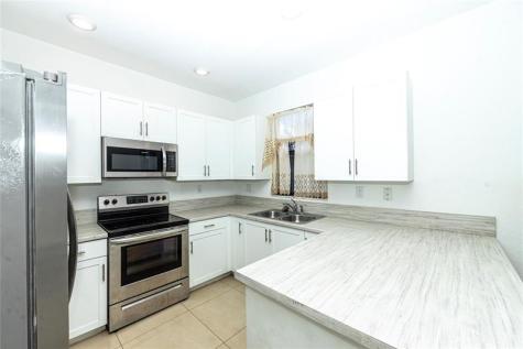 20920 NE 8th Avenue Miami FL 33179