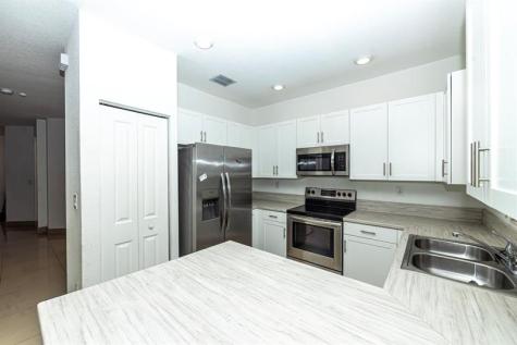 20920 NE 8th Avenue Miami FL 33179