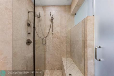 2430 Castilla Isle Fort Lauderdale FL 33301