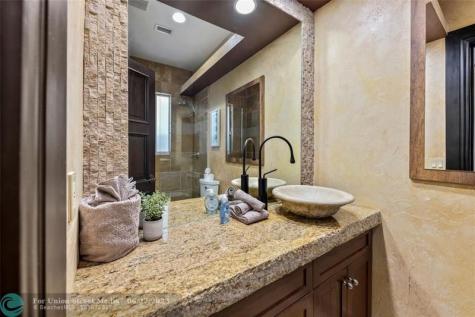 2430 Castilla Isle Fort Lauderdale FL 33301