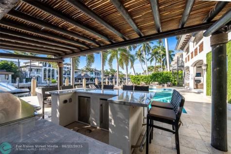 2430 Castilla Isle Fort Lauderdale FL 33301