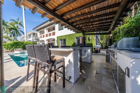 2430 Castilla Isle Fort Lauderdale FL 33301