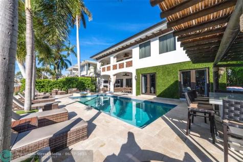 2430 Castilla Isle Fort Lauderdale FL 33301