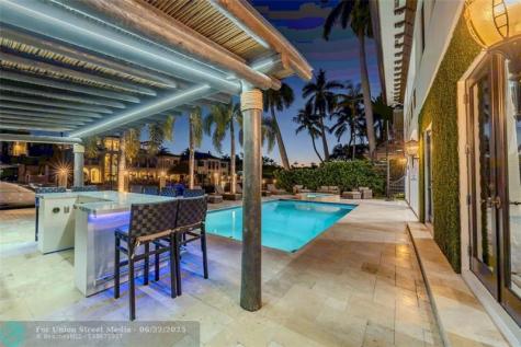 2430 Castilla Isle Fort Lauderdale FL 33301