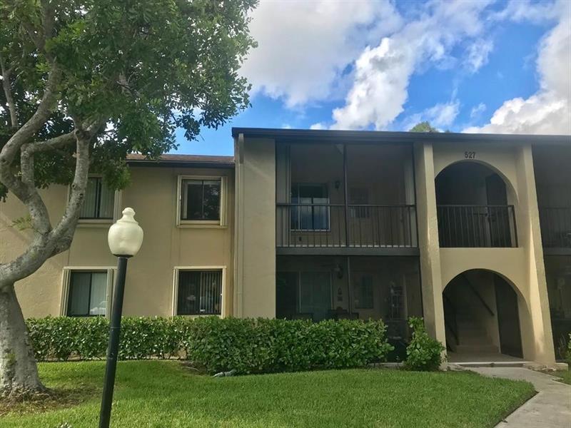 527 Shady Pine Way Greenacres FL 33415