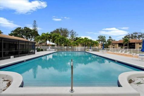 527 Shady Pine Way Greenacres FL 33415